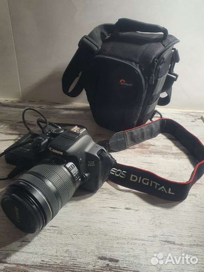 Зеркальный фотоаппарат canon 650D