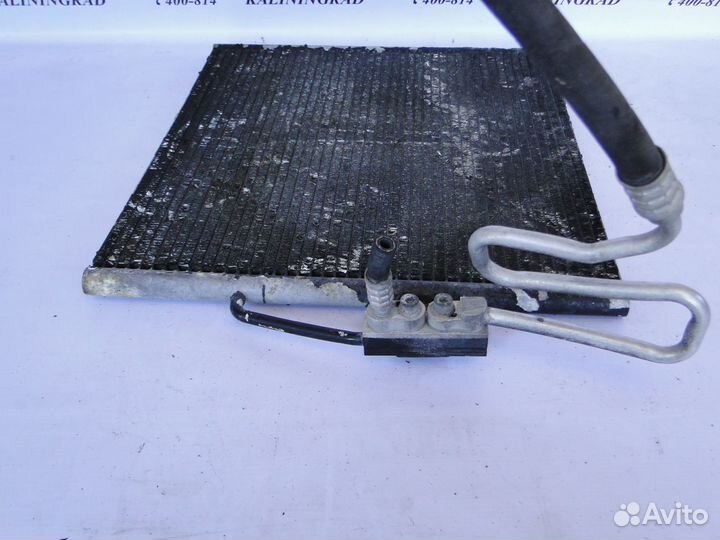 BMW 5E39 Радиатор охлаждения кондиционера