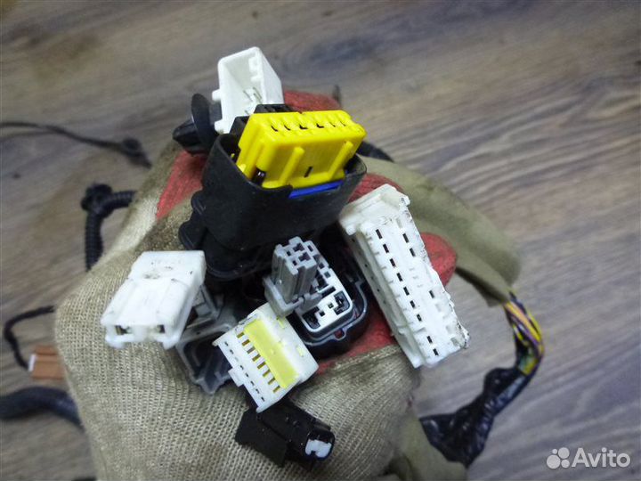 Проводка двери передняя левая Infiniti Fx37 S51