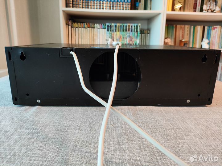 Воздухоочиститель на кухню (вытяжка над плитой)