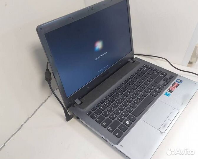 Ноутбук Samsung NP355V4C-S01RU