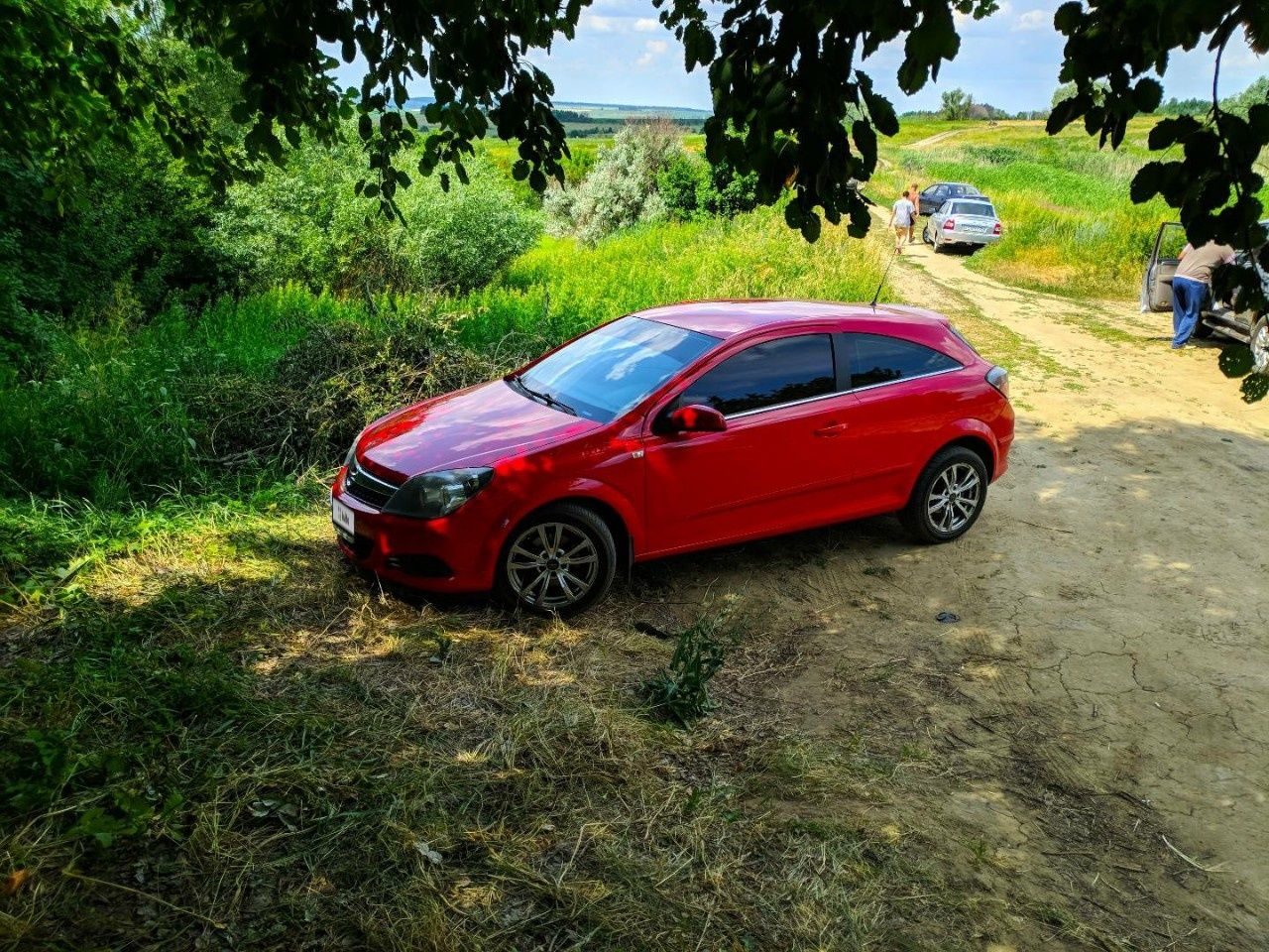 Opel Astra GTC: фото владельца