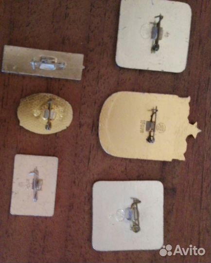 Советские значки разные серии