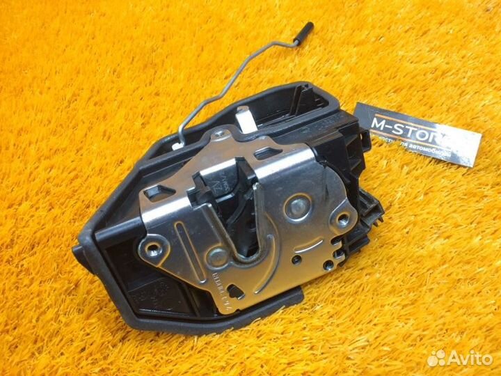 Замок двери передний левый Bmw 1-Series F20