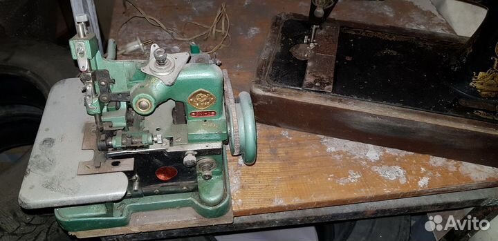 Швейные машины 3штуки