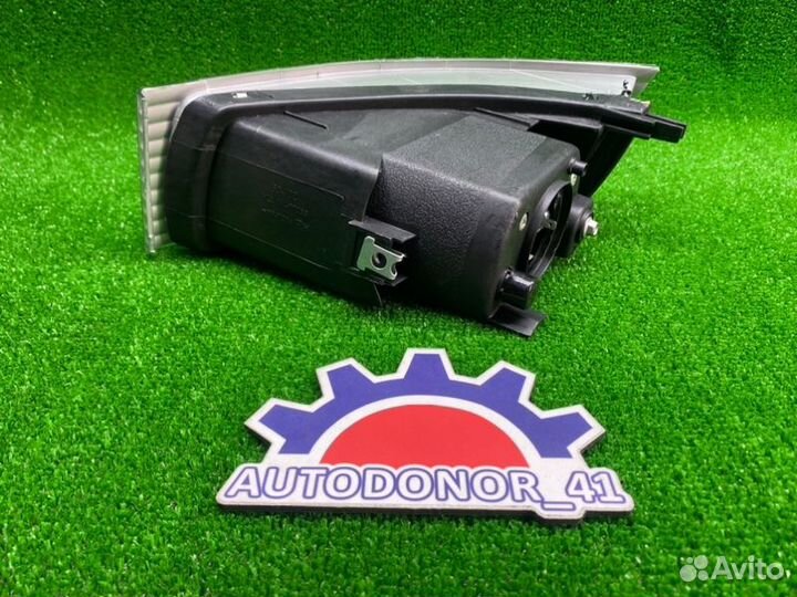 Фара противотуманная передняя правая Lexus Gx470