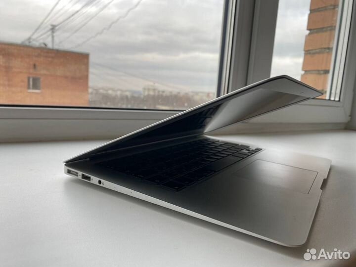 MacBook Air 13 в отличном состоянии