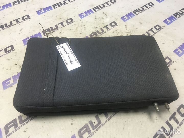 Подлокотник заднего сиденья Хендай Элантра седан