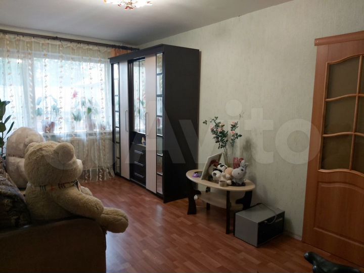 4-к. квартира, 63 м², 2/5 эт.