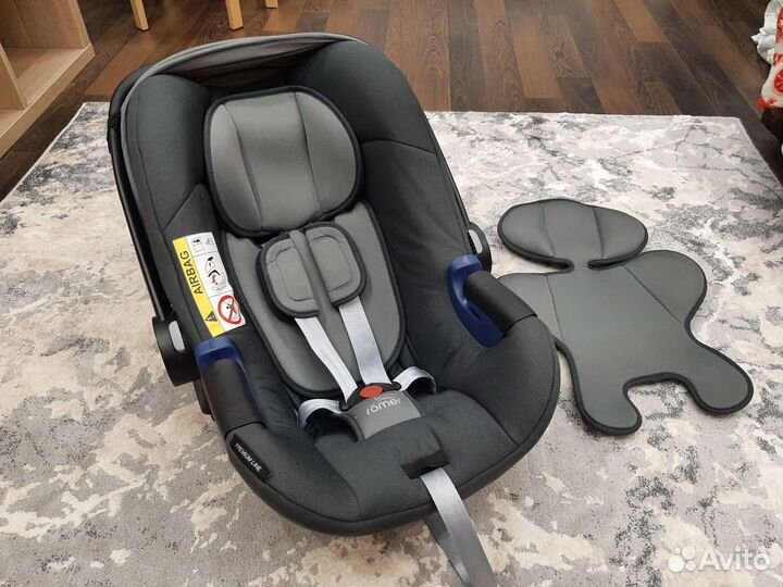 Продаю автокресло britax roemer baby-safe 2 i-sise