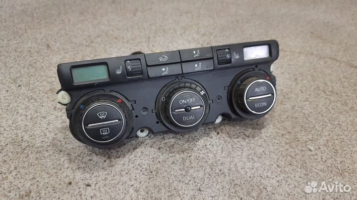 Блок управления климат контролем WV Passat B6