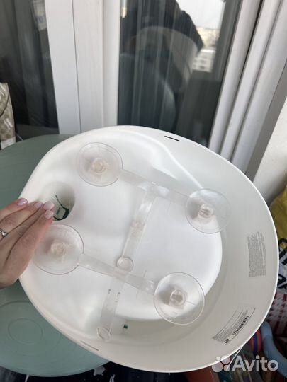 Стульчик для купания в ванной на присосках