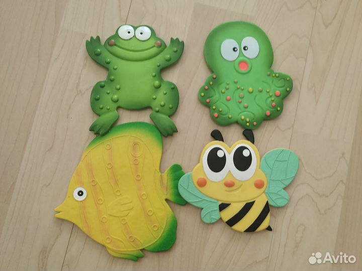 Игрушки для купания в ванной