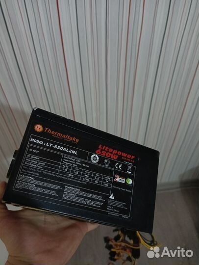 Блок питания Thermaltake 650w