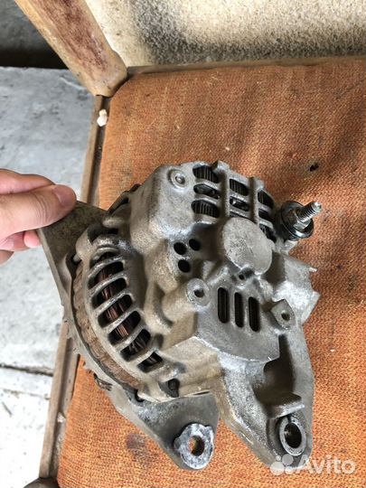 Генератор mitsubishi lancer 9 1.6 б.у