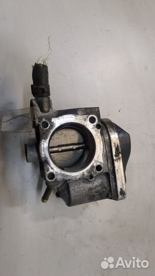 Заслонка дроссельная Volkswagen Passat 5, 2001