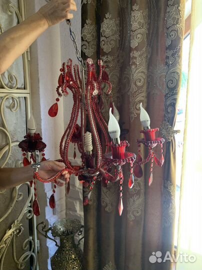 Продается люстра в отличном состоянии
