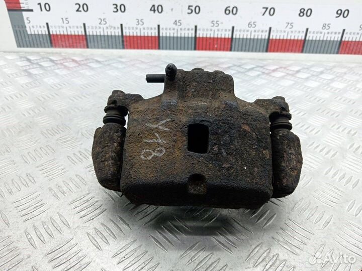 Суппорт передний правый Mitsubishi Lancer 9