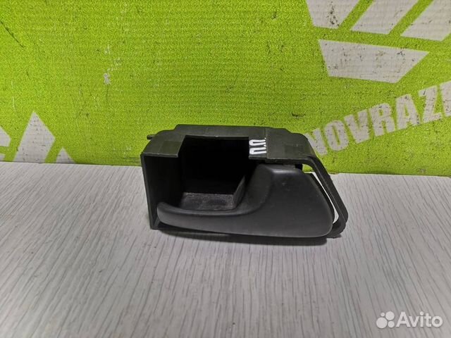 Ручка двери внутренняя правая Фольксваген Гольф