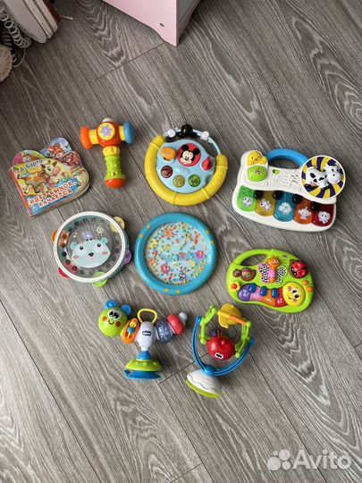 Игрушки для малыша пакетом