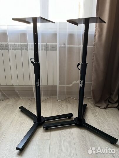 Мониторные стойки Rockdale