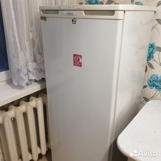 Холодильник Бирюса