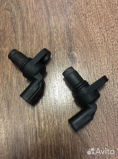 Датчик распредвала Jaguar XF 2014 2.0T