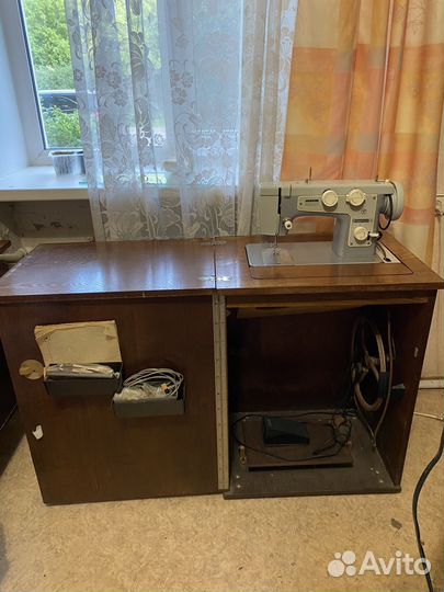 Швейная машинка
