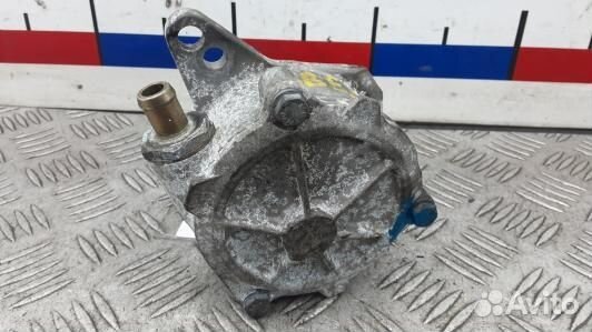 Насос вакуумный BMW 3 E46 (GBE13KX01)