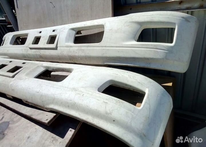 Isuzu Fargo с 1991г. - Передний бампер Б/У