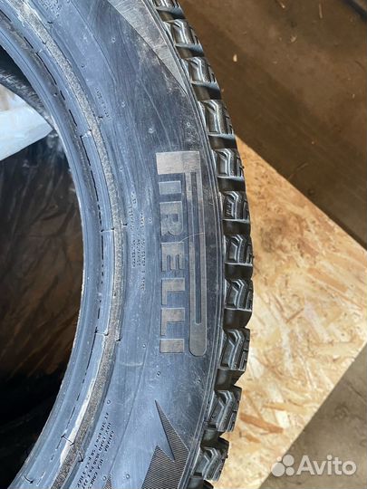 Pirelli Scorpion Ice Zero 2 255/50 R20