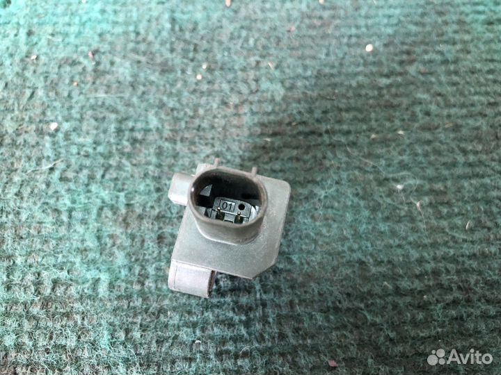 Датчик удара Mercedes-Benz W212/S212/C207/A207