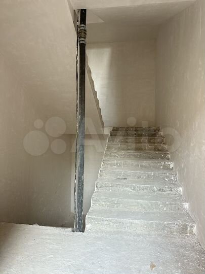 2-к. квартира, 77,4 м², 9/12 эт.