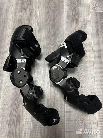 Наколенники брейсы Leatt Brace X-Frame Hybrid