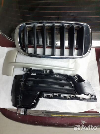 Комплект пластика переднего бампера BMW X5