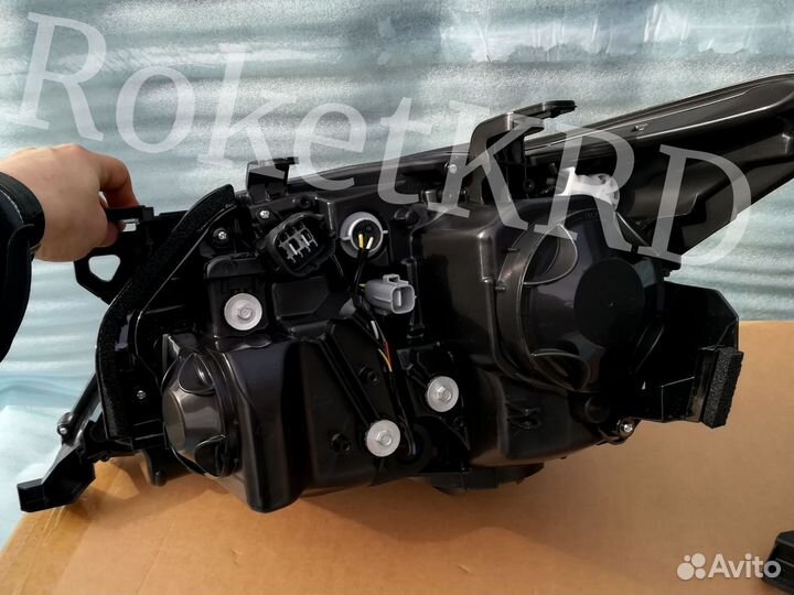 Фары Lexus LX570 12-15 Светлые LED в Наличии