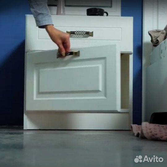 Тумба прикроватная Ливерпуль 08.146 белый/ясень ва