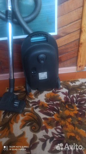 Пылесос Samsung VS 6015V, 1500W,б/у