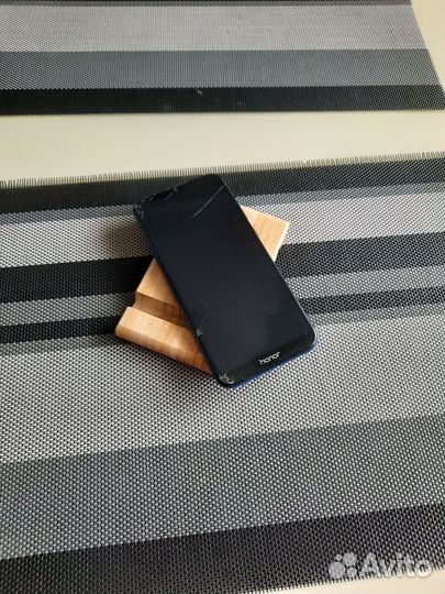 Honor 8a