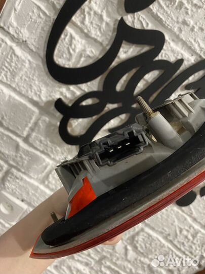 Задний внутренний фонарь