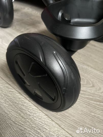 Трехколесный велосипед Q play новый