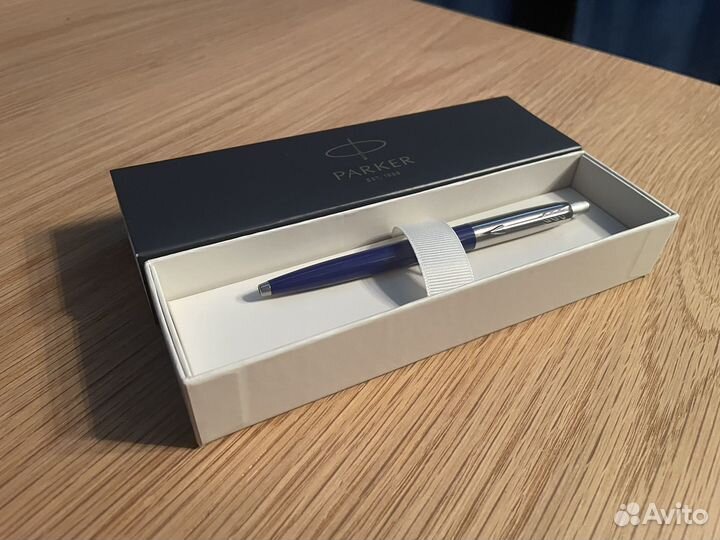 Шариковая ручка parker