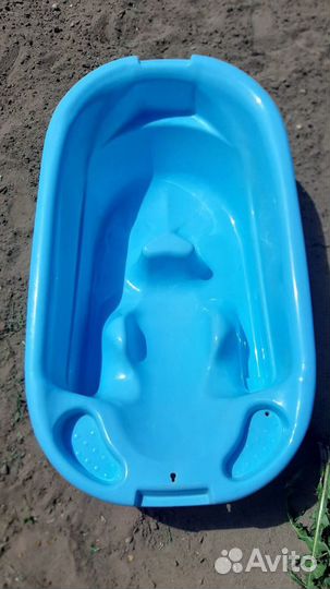 Ванная для купания детей