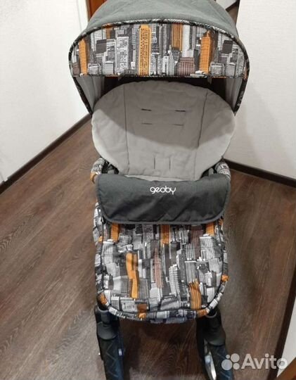 Коляска Geoby C 780 всесезонная прогулочная