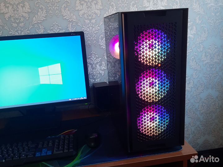 Компьютер в сборe