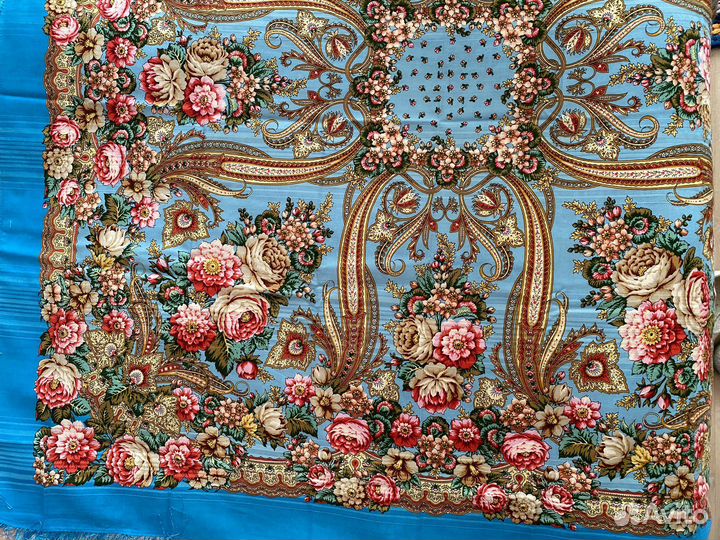 Павловопосадский платок «именинница»