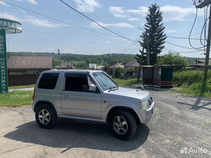 Nissan Kix 0.7 МТ, 2008, 87 000 км