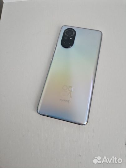 HUAWEI Nova 8, 8/128 ГБ