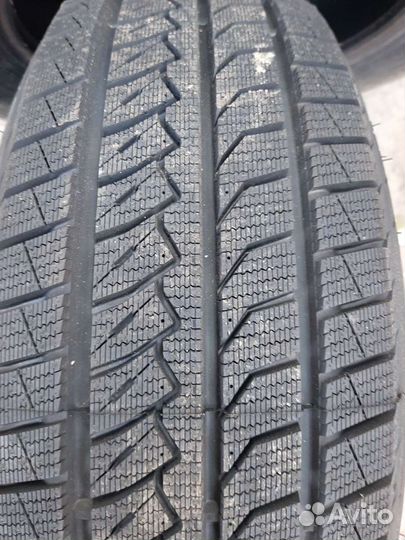 Farroad FRD79 205/70 R15