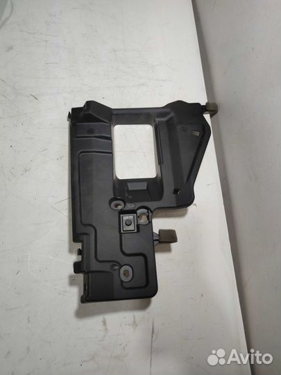 Накладка торпедо под рулем Toyota RAV4 40